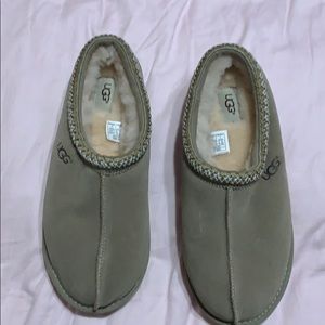 UGG Men’s Slippers - Size 10